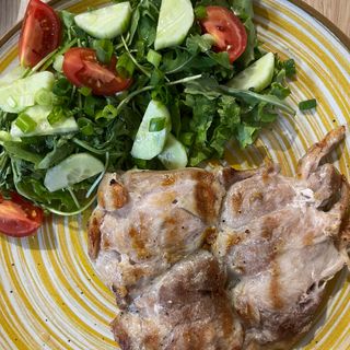 Пилешка пържола от бут (250г)