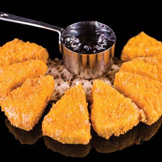 Фини топени сиренца със сладко от боровинки (200г)