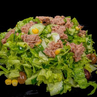 Зелена салата с риба тон (350г)