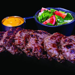 Мини телешки кюфтенца (340г)