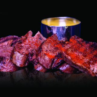 Телешки език поднесен с дижонска горчица (220г)