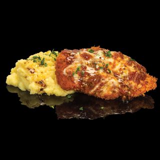 Пиле Пармиджана с лют мед