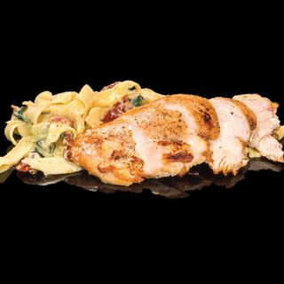 Пиле с паста по Тоскански