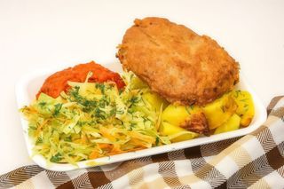 Шницел с гарнитура по избор