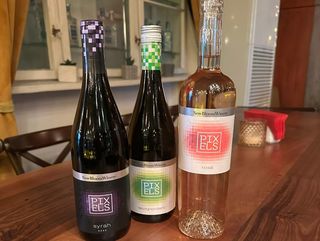 Pixels, Sauvignon Blanc, Bulgaria 750 ml