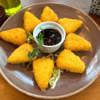 CRISPY CHEESE "PRESIDENT"