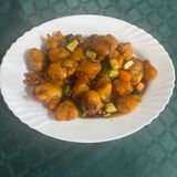 141.Панирано пилешко месо с орехи и зеленчуци (700г)