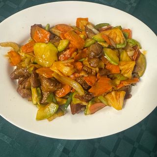 159.Патешко месо с ананас и зеленчуци (800г)