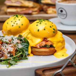 Eggs Benedict with Smoked Salmon