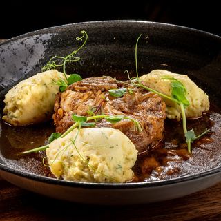 Свинско печено с манатарки /350г/