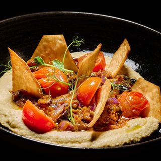 Печен патладжан с леща "Белуга" и тортила чипс (300г)