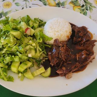 Телешки джолан с гарнитура