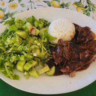 Телешки джолан с гарнитура