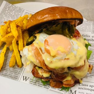 Сандвич с бекон и яйце (400г)