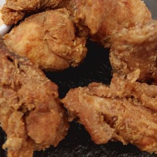 Печени свински ребърца с шам фъстък  (400г)