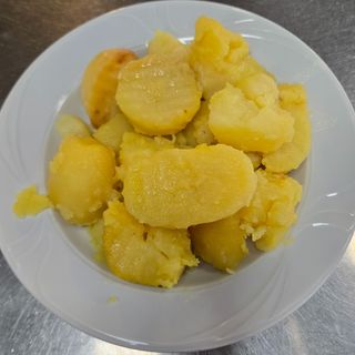 Варени картофи (300г)