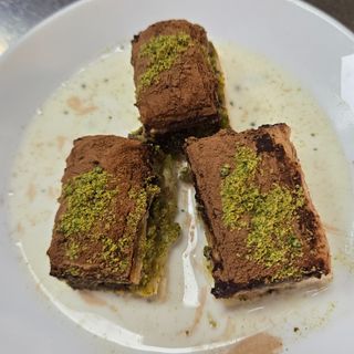 Студена Баклава (130г)