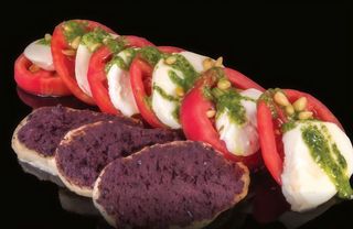 Салата Моцарела с кедрови ядки (350гр.)