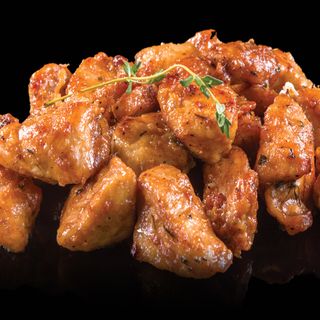 Ароматни пилешки късчета с мащерка (350гр.)