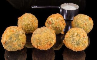 Спаначени кюфтенца с чедър (400гр.)