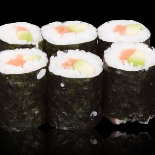 Хосомаки пушена сьомга (6бр-115г)