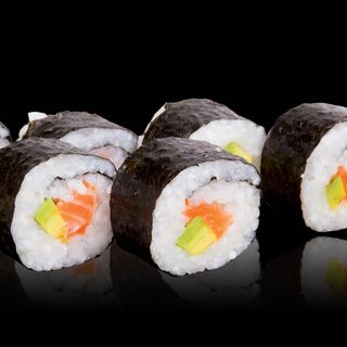 Футомаки сьомга и авокадо (6бр-160г)