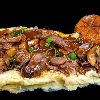 Крехко агнешко месо с картофено пюре (400гр.)