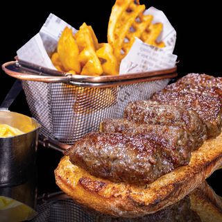 Мини телешки кебапчета с трюфел (320гр.)