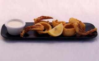 Калмари с млечен сос (200г)