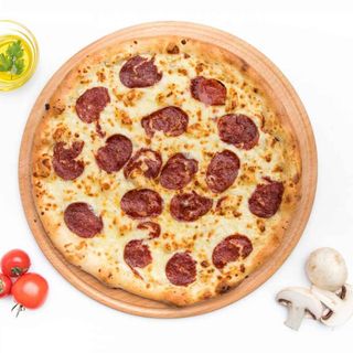 Пица специална (500г)