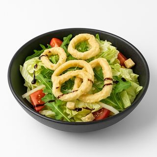 Цезар салата с калмари (300г)
