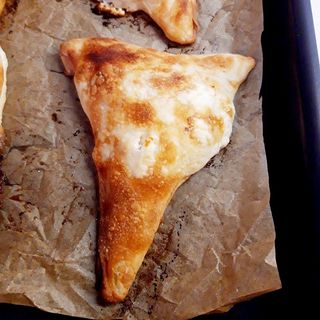  Бюрек с масло и сирене (триъгълен)