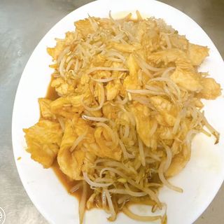 97. Пиле със соеви кълнове (600г)