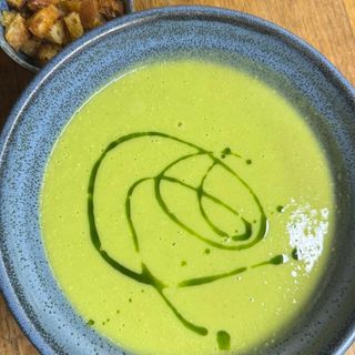 ПОСТНА КРЕМ СУПА ОТ БРОКОЛИ