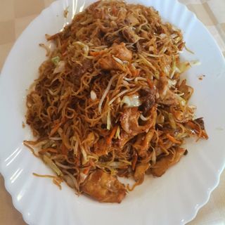 46. Оризови спагети "Ми Фен" Три вида месо (650г)