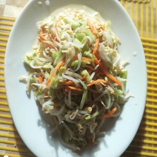 9. Салата от соеви стръкчета (420г)