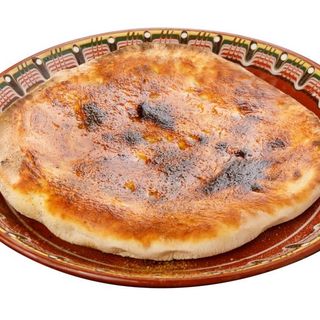 Обикновено домашно хлебче с масло и шарена сол (ОБ)