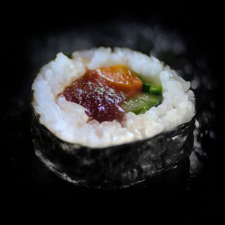 Магуро футомаки (160г)