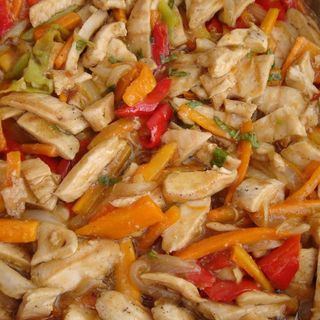 121А Пиле със зеленчуци (400гр)