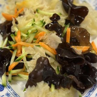 60.Салата от китайска черна и бяла гъба (500г)