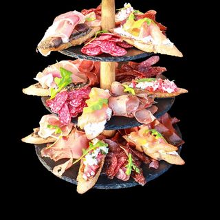 Сухи мезета (1300г)