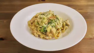 Tалиатели с броколи и сирена (450г)
