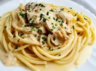 НОВО!!! Спагети с пилешко и гъби (400г)