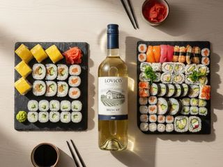 Микс комби + Чикън комбо подарък бутилка вино