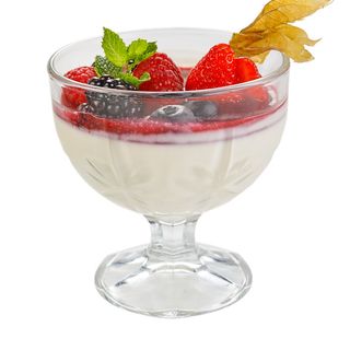 Пана кота с горски плодове (200г)