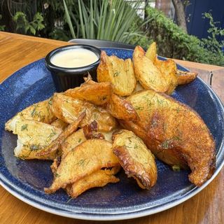 Домашен "Уеджис" (300гр)