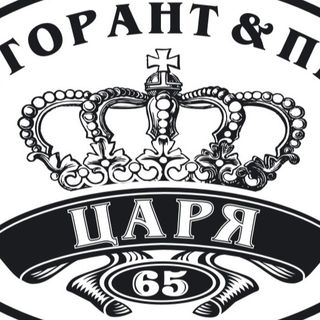 Крем супа от броколи  и поръска от синьо сирене