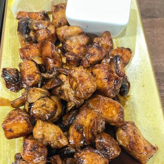 Пилешки хапки с гъби в соев сос (200г)