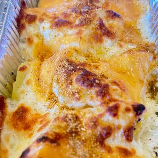 Запечени картофи с три вида сирене