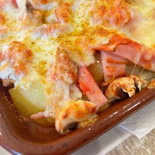 Запечени картофи по шопски